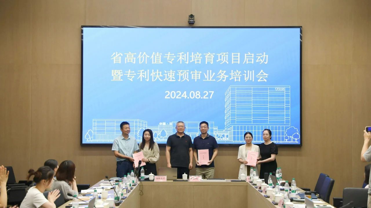 1727597514501366.jpg 96cd21cf183287ff7b554cca7368965c.jpg